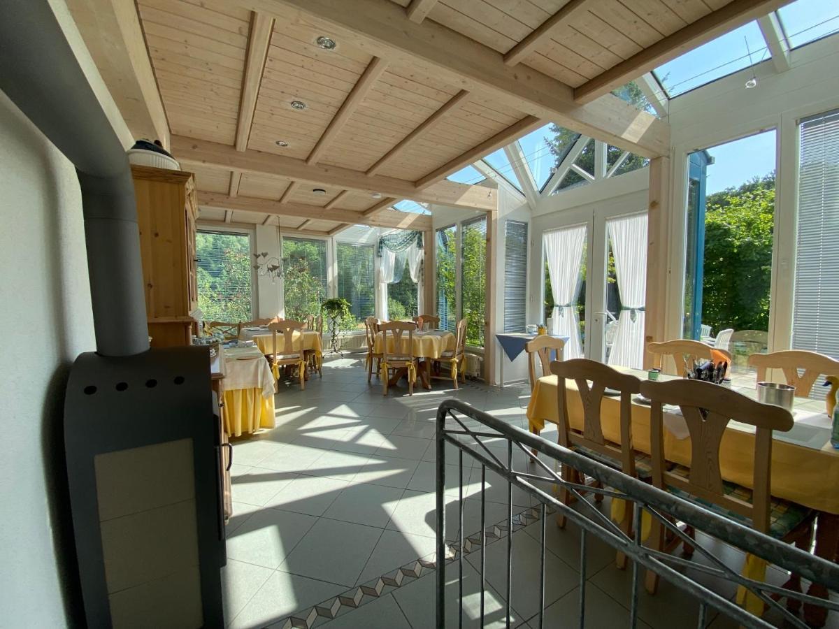 Pension-Ferienwohnung Liesbachtal Direkt Am Waldrand Bayerische Rhoen Schonau an der Brend Экстерьер фото